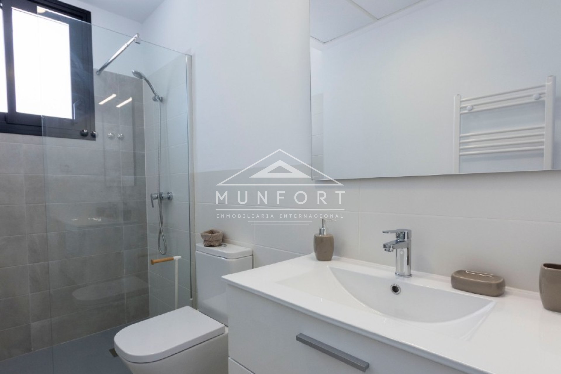 Herverkoop - Appartementen -
Calasparra