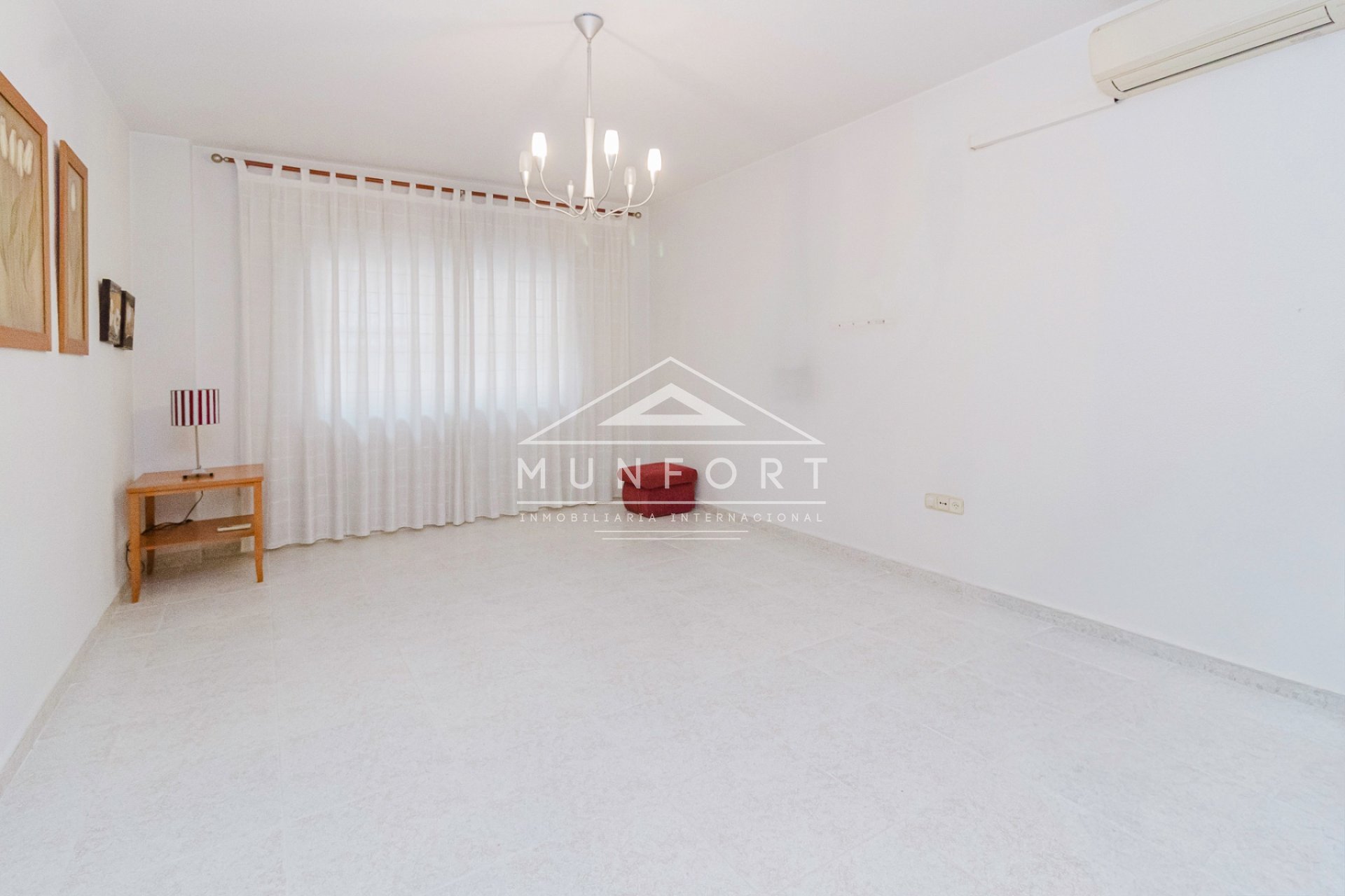 Herverkoop - Appartementen -
La Unión