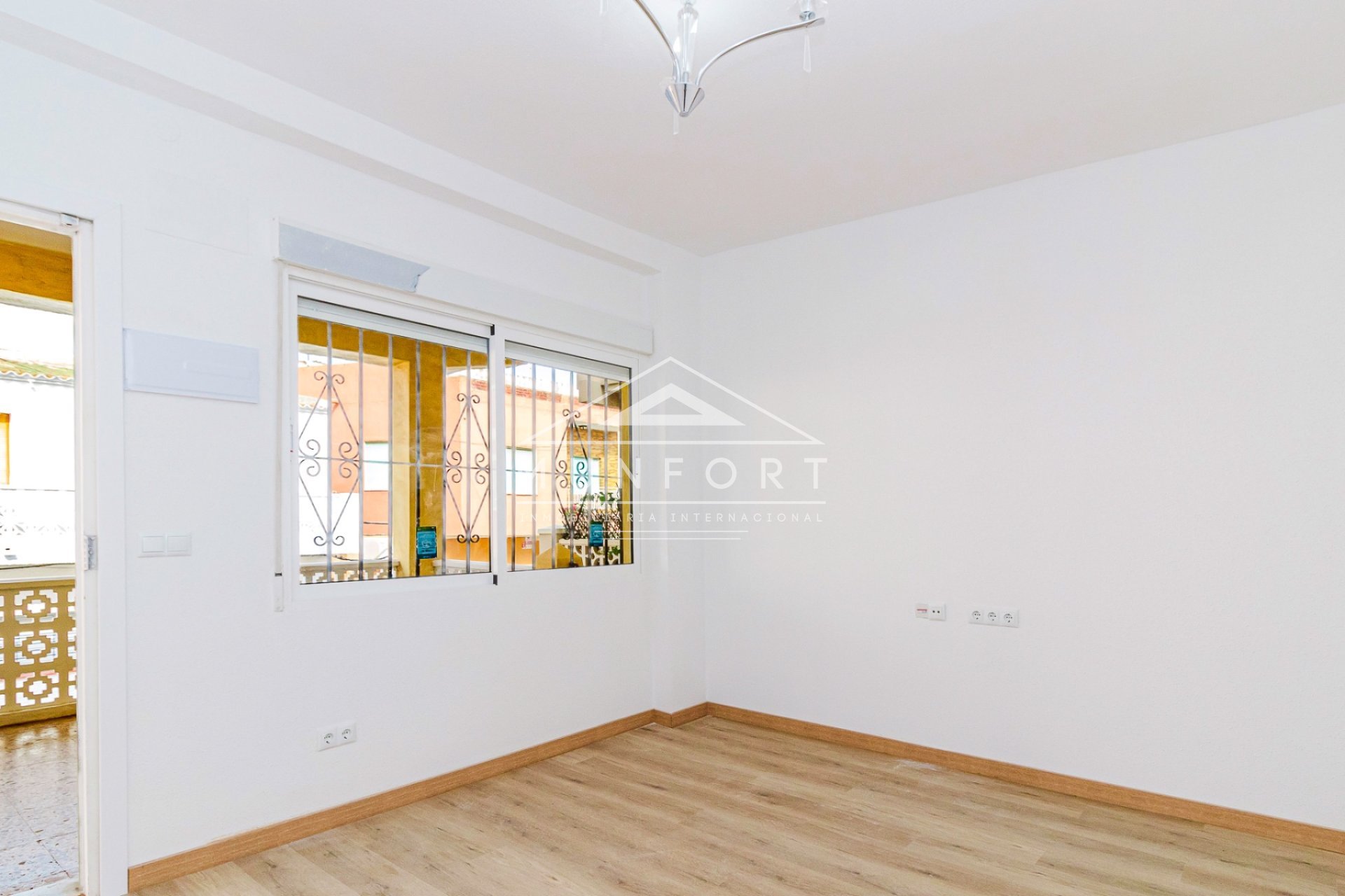 Herverkoop - Appartementen -
Los Nietos