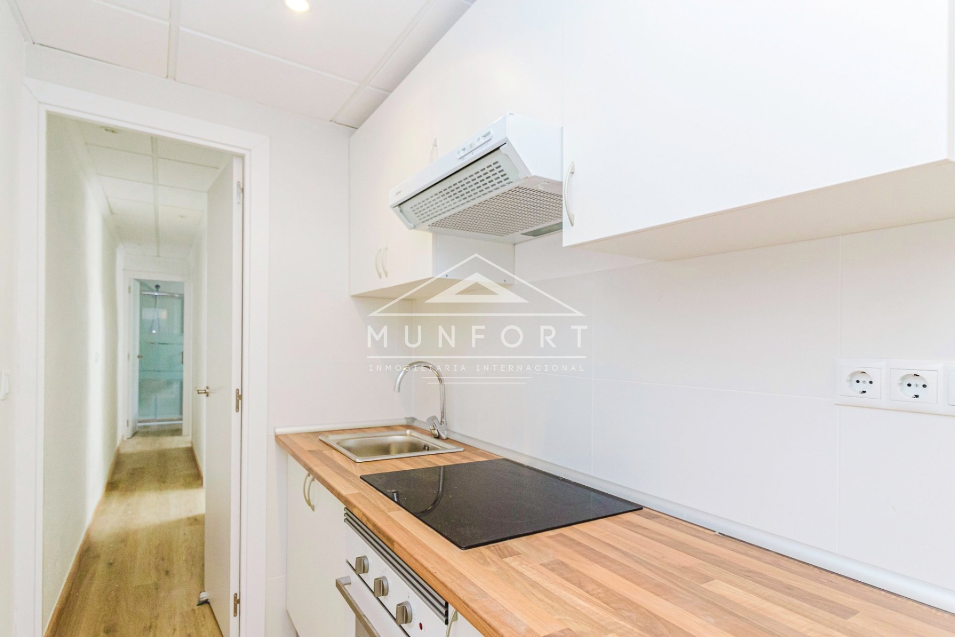 Herverkoop - Appartementen -
Los Nietos