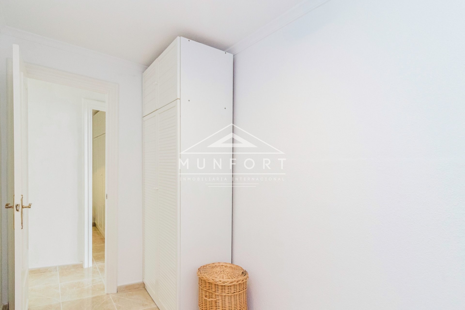 Herverkoop - Appartementen -
Los Nietos