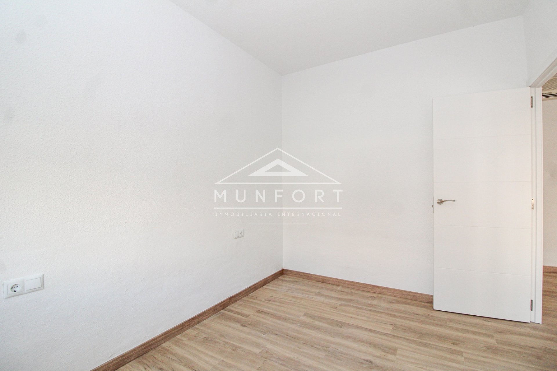 Herverkoop - Appartementen -
Los Urrutias