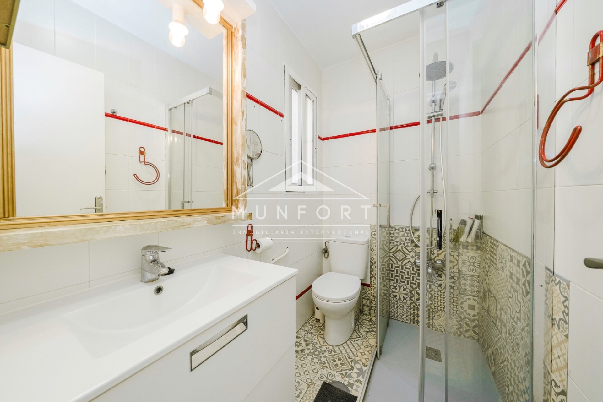 Herverkoop - Appartementen -
Los Urrutias