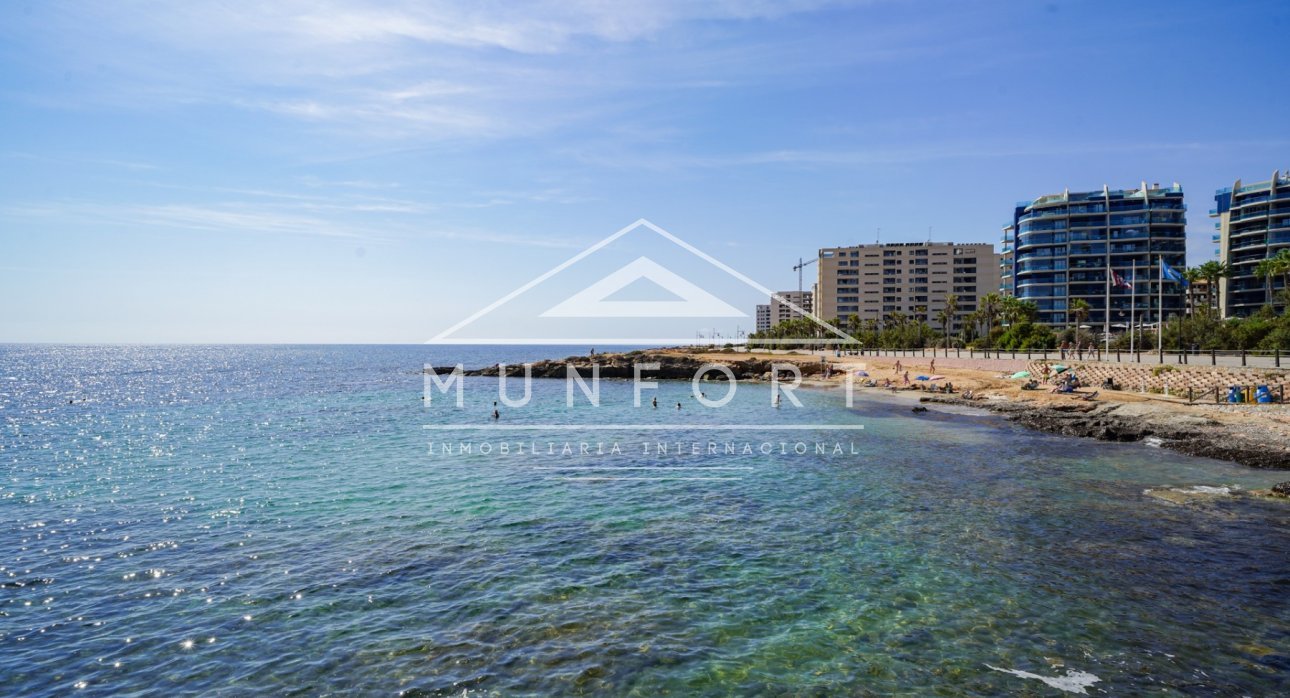 Herverkoop - Appartementen -
Orihuela Costa - Punta Prima