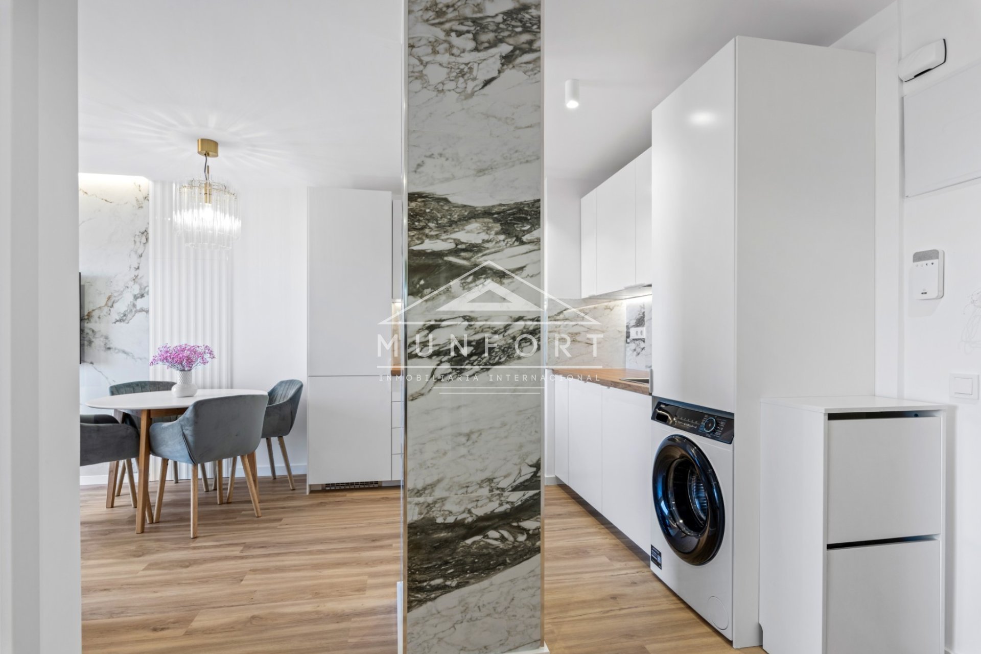 Herverkoop - Appartementen -
Orihuela Costa - Punta Prima