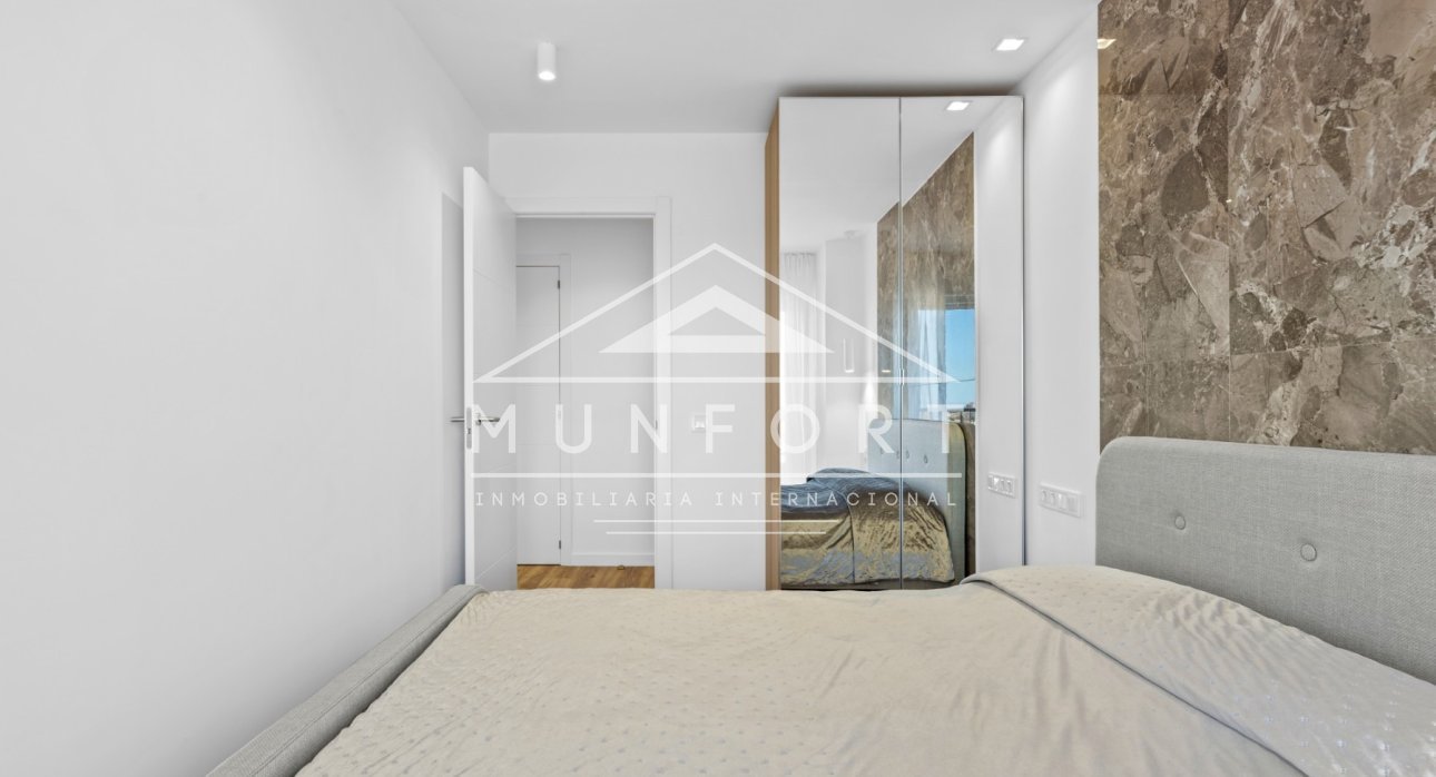 Herverkoop - Appartementen -
Orihuela Costa - Punta Prima