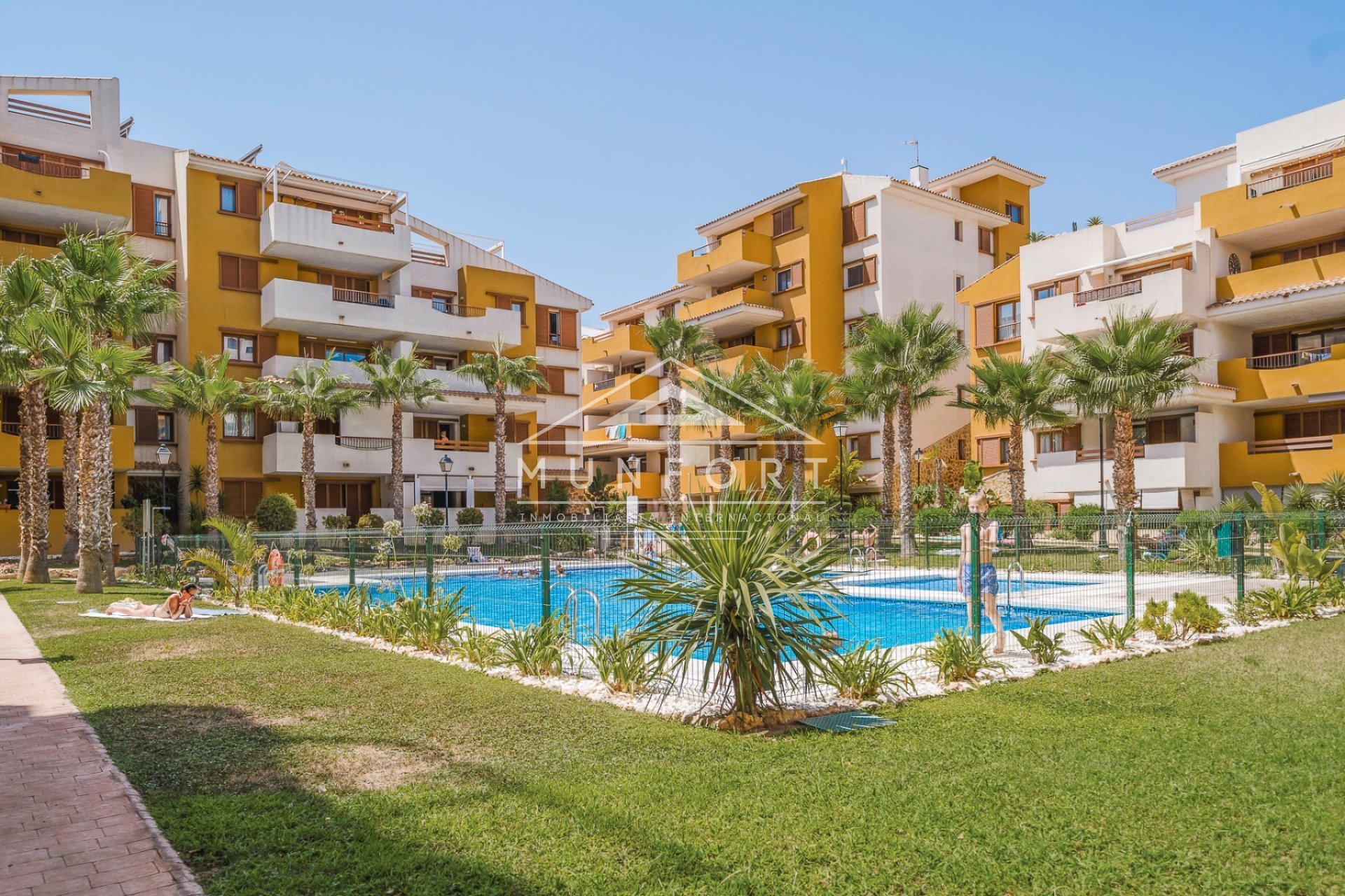 Herverkoop - Appartementen -
Orihuela Costa - Punta Prima