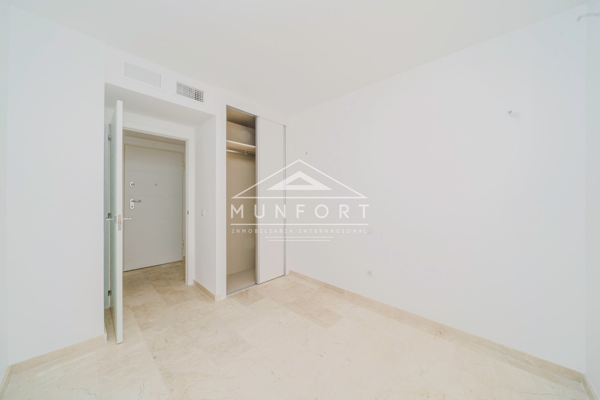 Herverkoop - Appartementen -
Orihuela Costa - Punta Prima