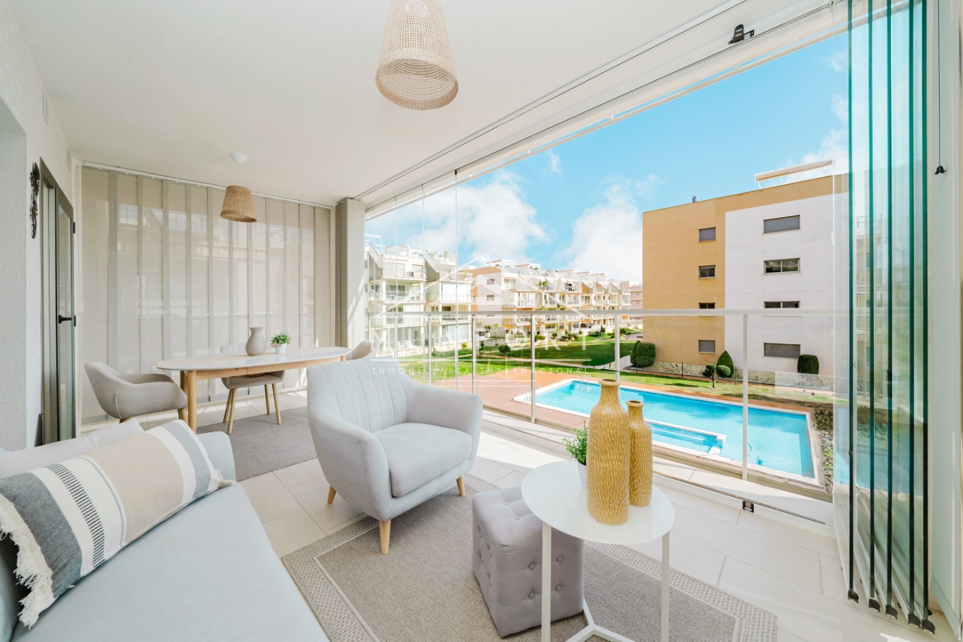 Herverkoop - Appartementen -
Orihuela Costa - Villamartín