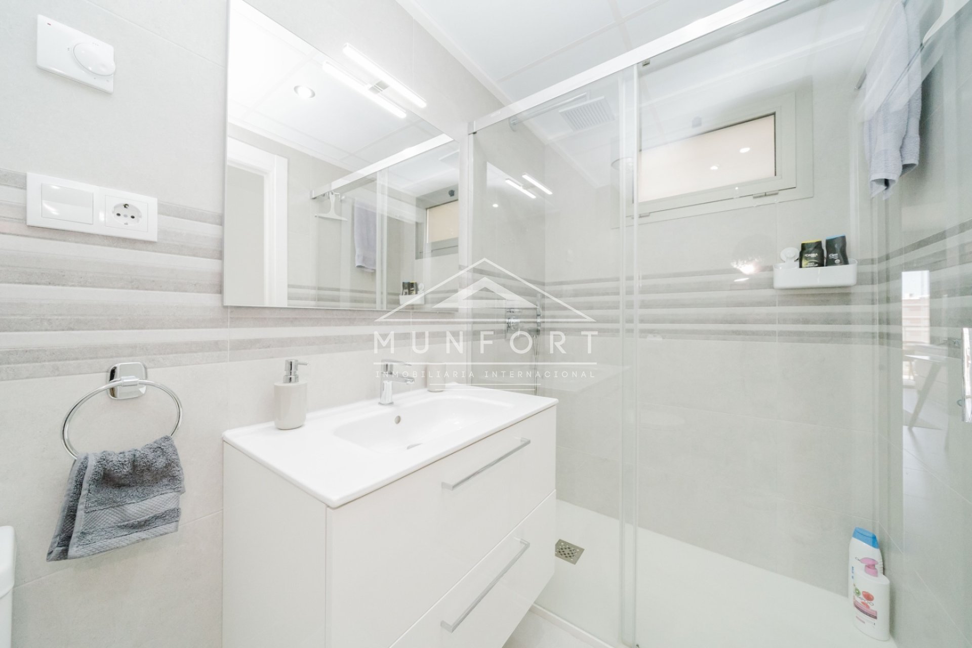 Herverkoop - Appartementen -
Orihuela Costa - Villamartín