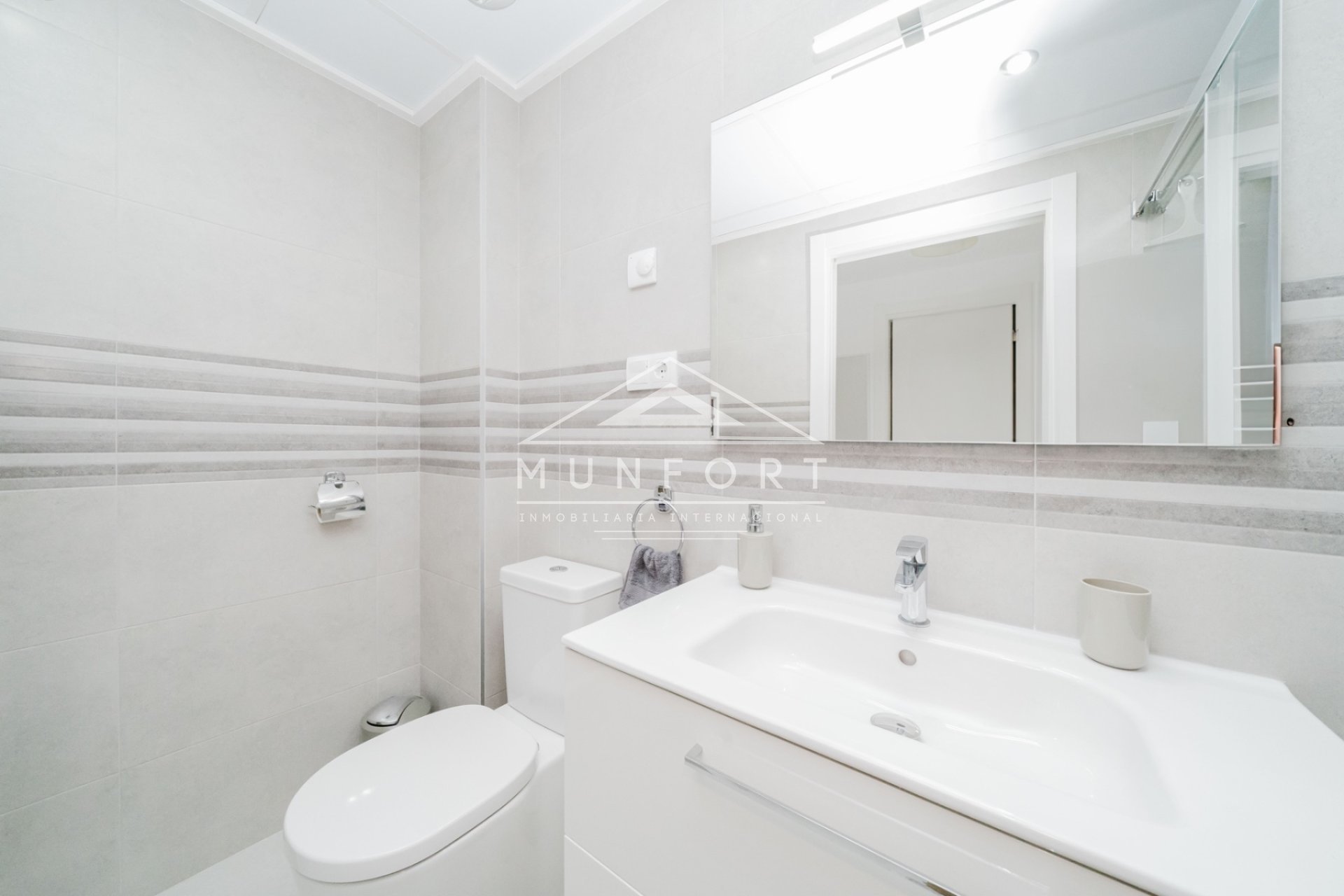 Herverkoop - Appartementen -
Orihuela Costa - Villamartín