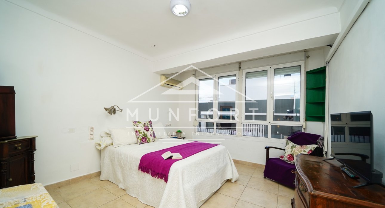 Herverkoop - Appartementen -
Torrevieja - Centro - Torrevieja