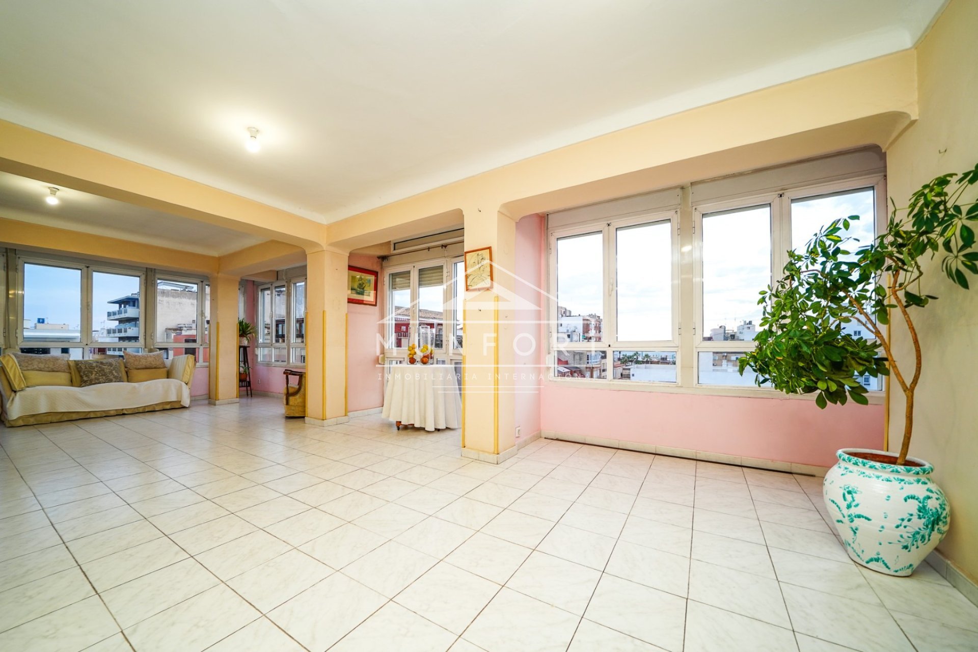 Herverkoop - Appartementen -
Torrevieja - Centro - Torrevieja