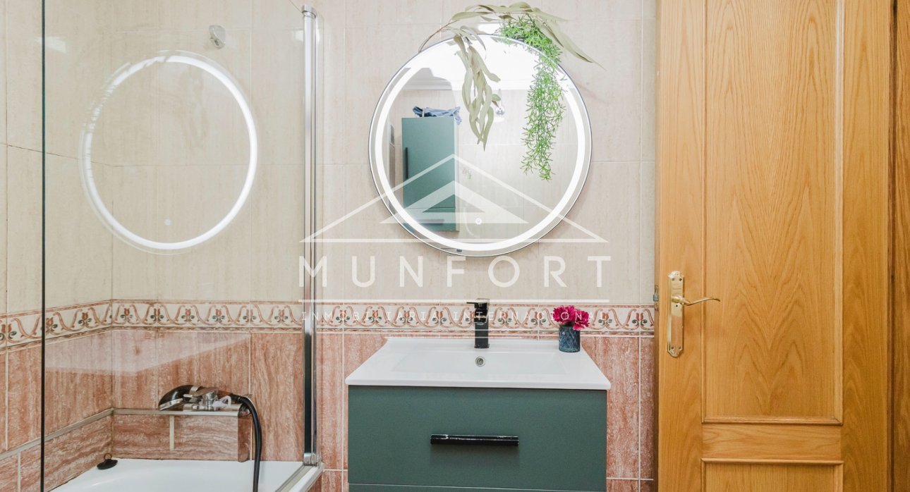 Herverkoop - Appartementen -
Torrevieja - Centro - Torrevieja