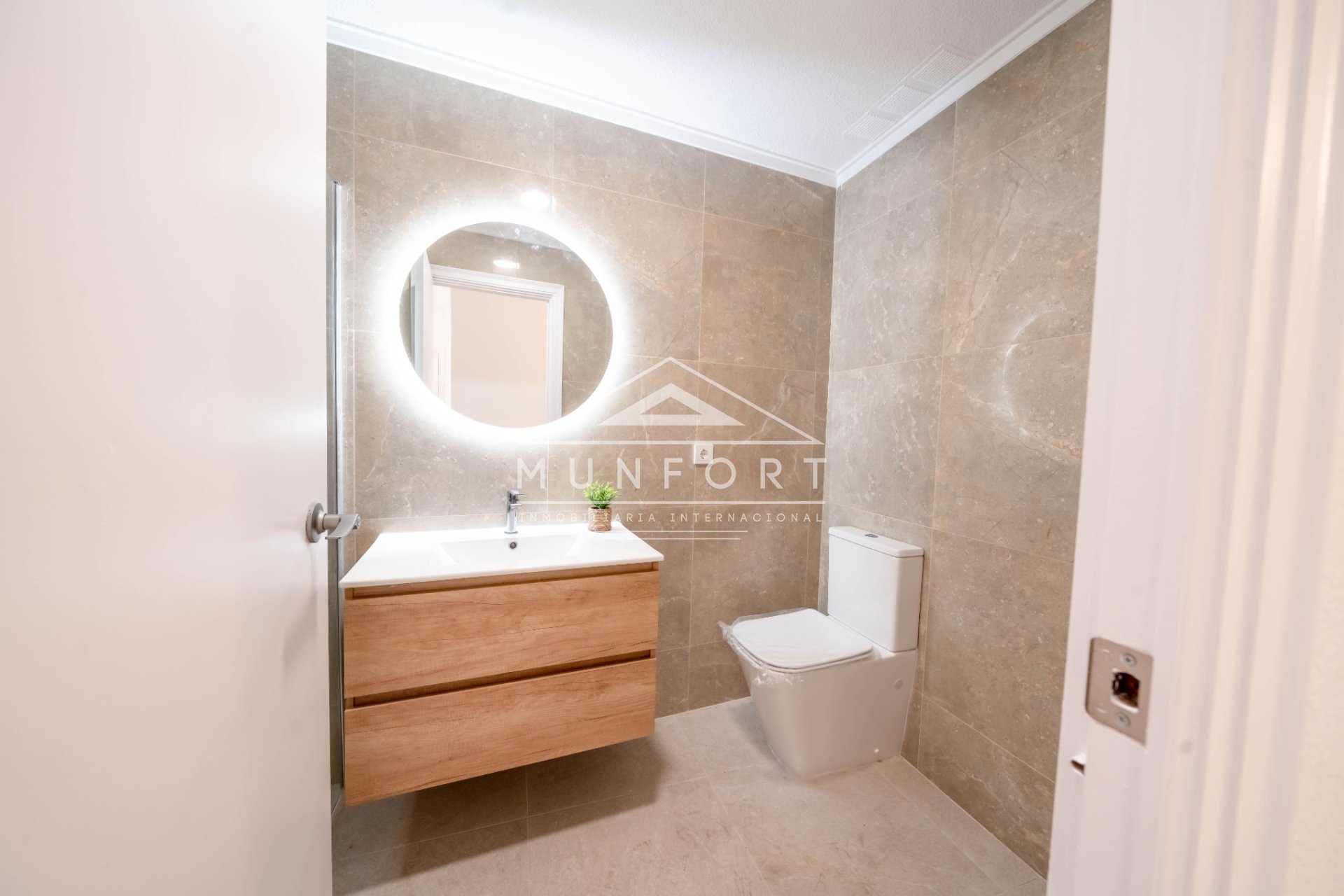 Herverkoop - Appartementen -
Torrevieja - Centro - Torrevieja