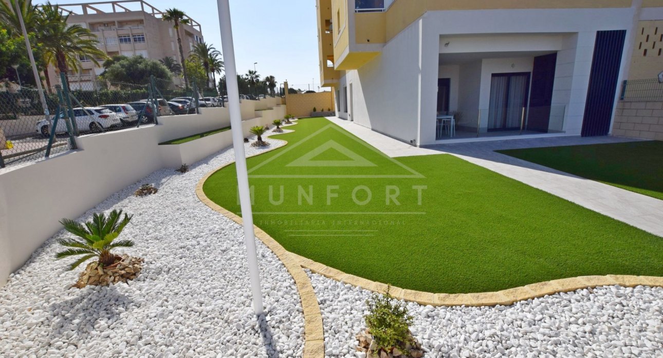 Herverkoop - Appartementen -
Torrevieja - La Mata - Torrevieja