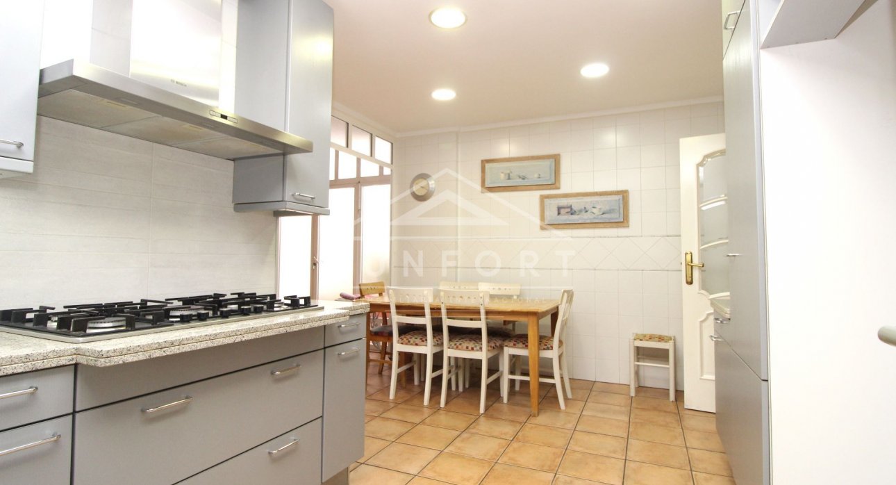 Herverkoop - Appartementen -
Torrevieja - Playa del Cura