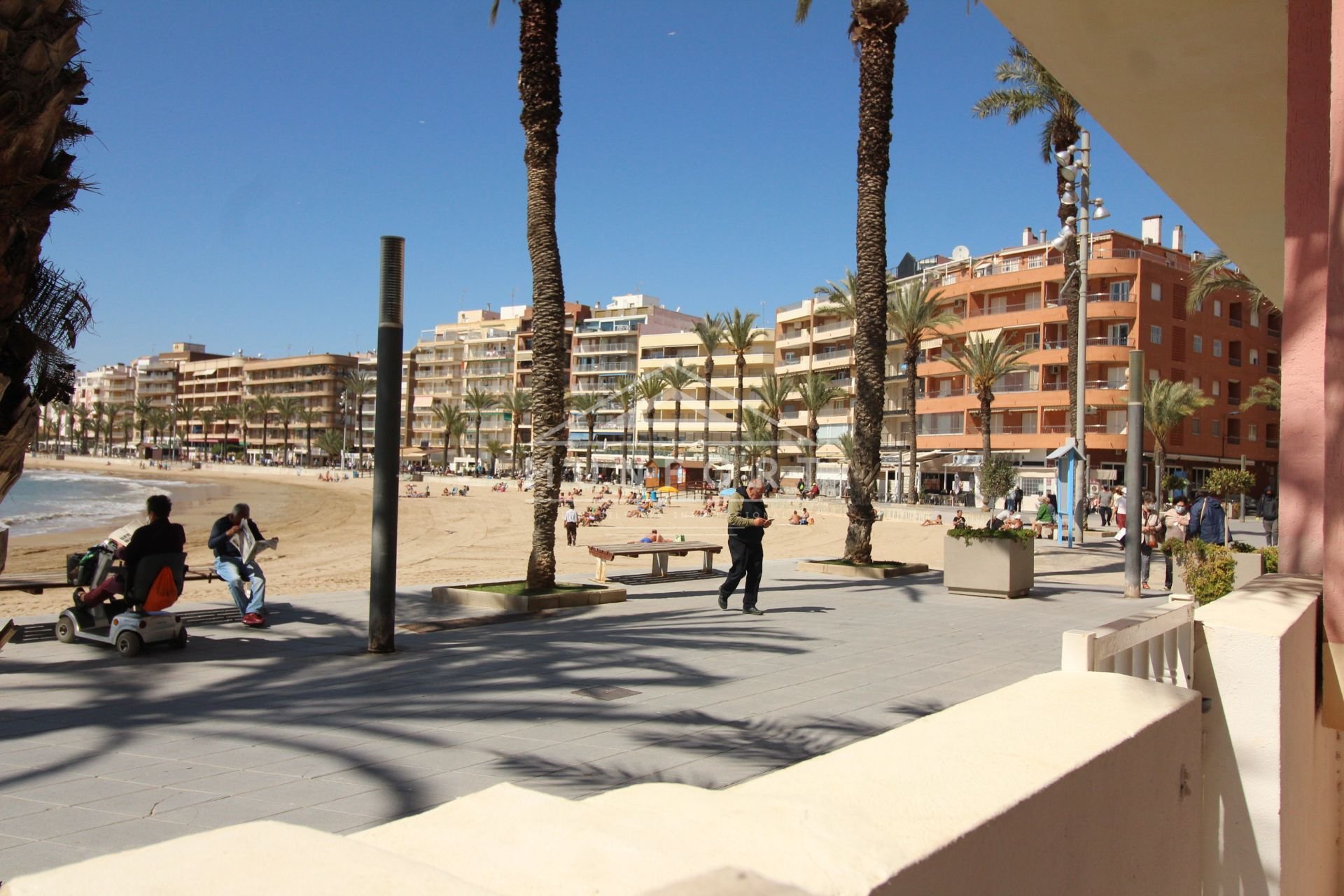 Herverkoop - Appartementen -
Torrevieja - Playa del Cura