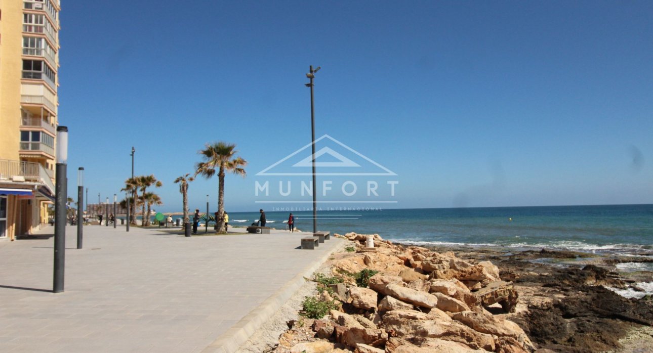 Herverkoop - Appartementen -
Torrevieja - Playa del Cura