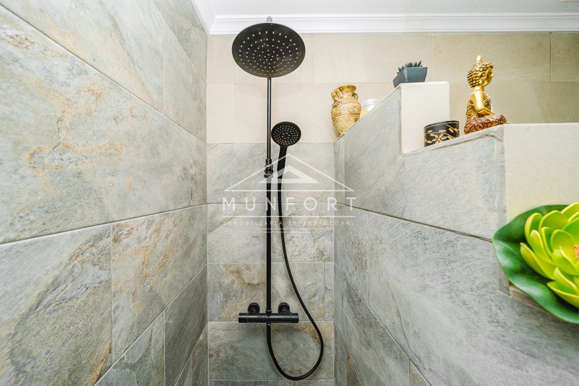 Herverkoop - Appartementen -
Torrevieja