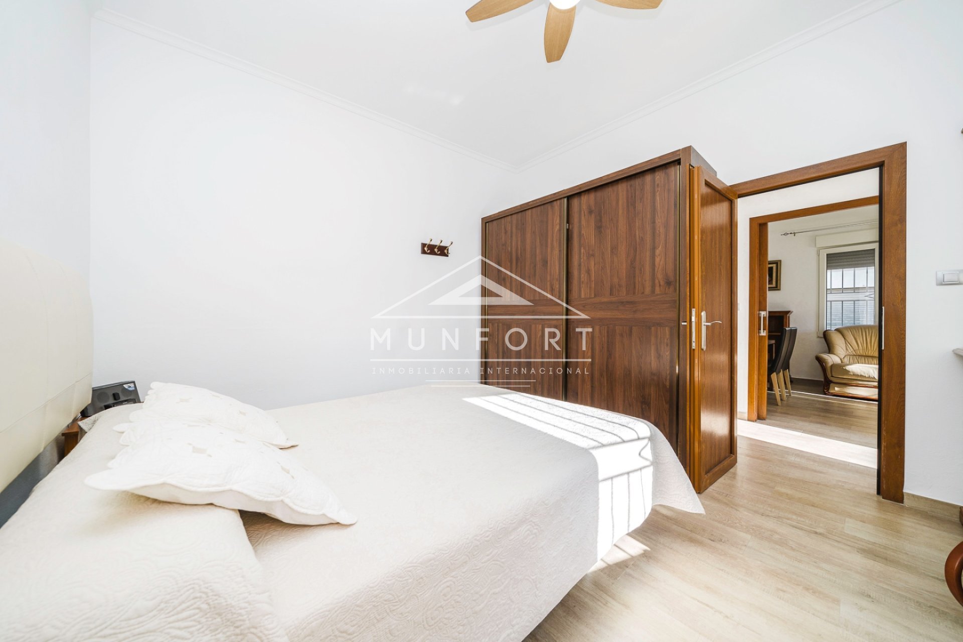 Herverkoop - Bungalows -
Alcázares, Los - Los Alcázares