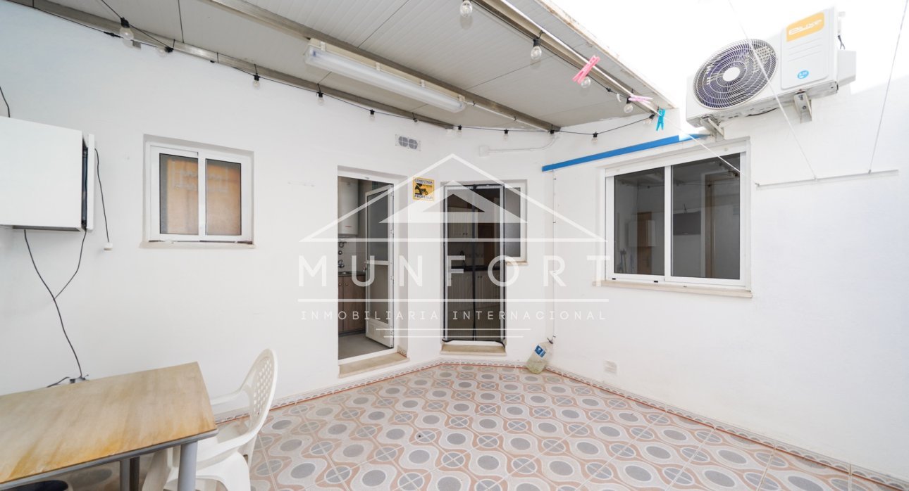 Herverkoop - Bungalows -
Alcázares, Los - Los Alcázares