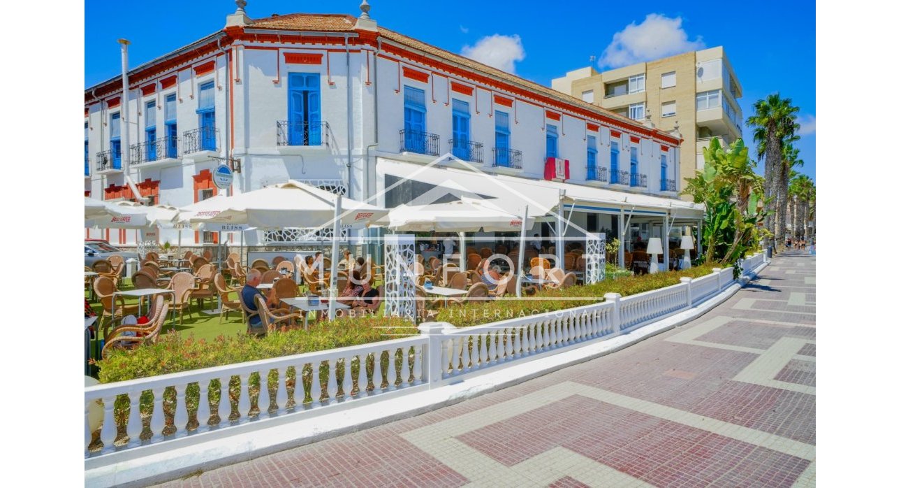 Herverkoop - Bungalows -
Alcázares, Los - Los Narejos