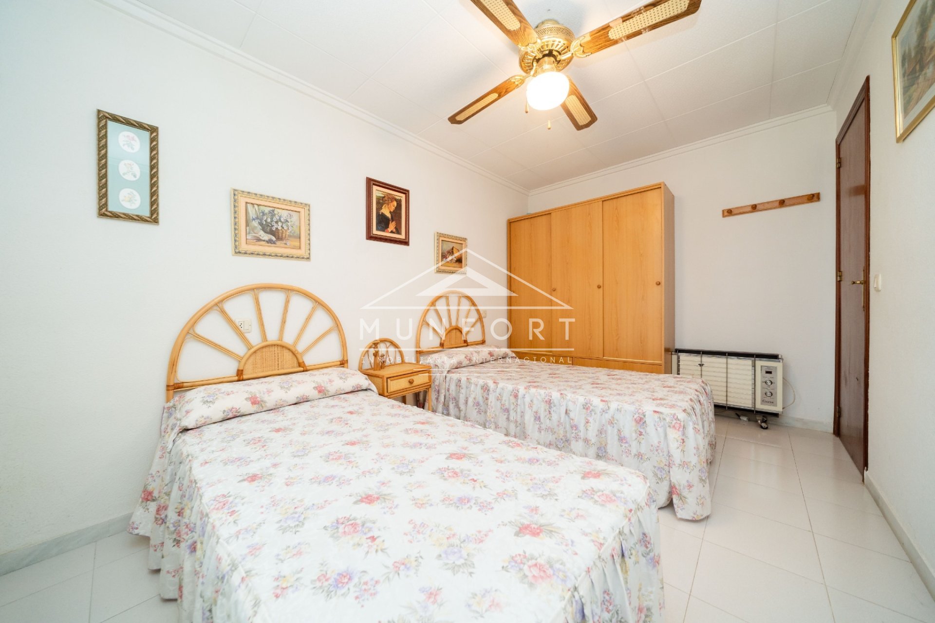 Herverkoop - Bungalows -
Alcázares, Los - Los Narejos