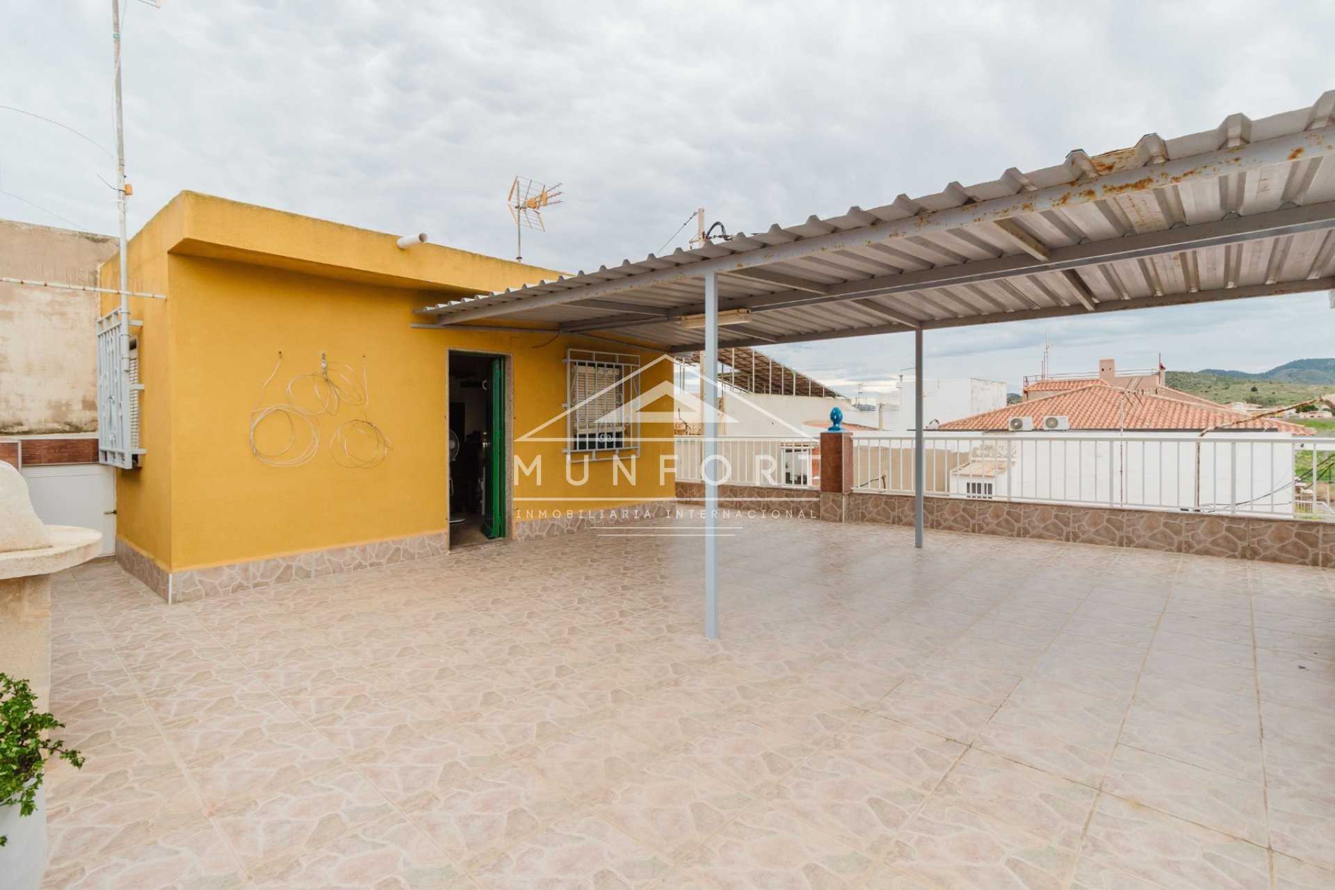 Herverkoop - Bungalows -
Los Nietos