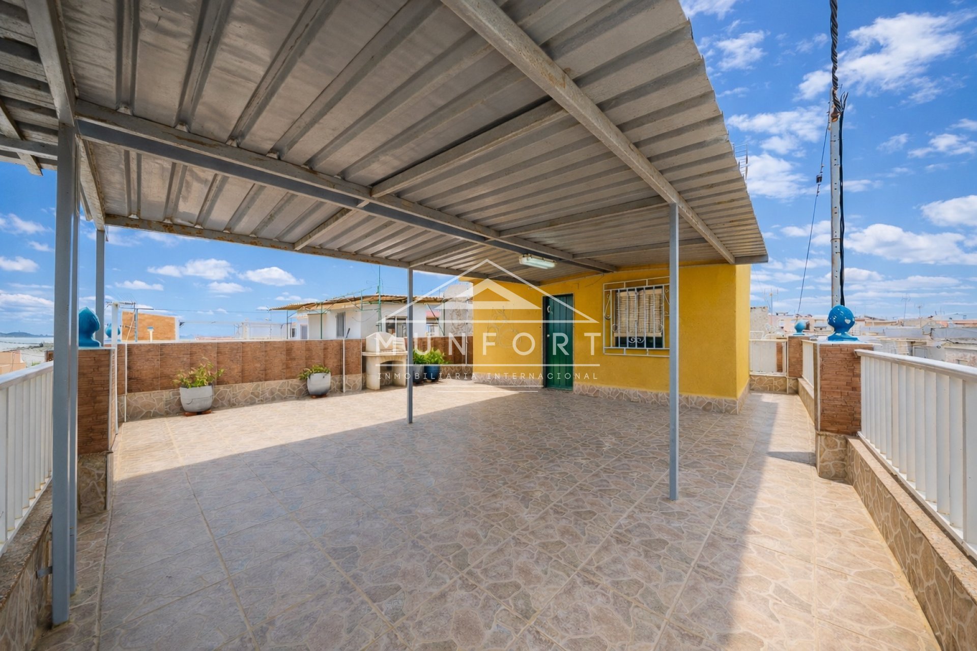 Herverkoop - Bungalows -
Los Nietos