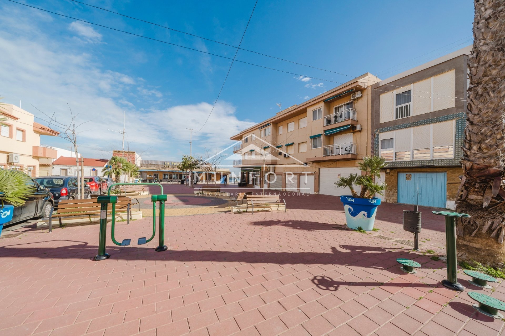 Herverkoop - Bungalows -
Los Nietos