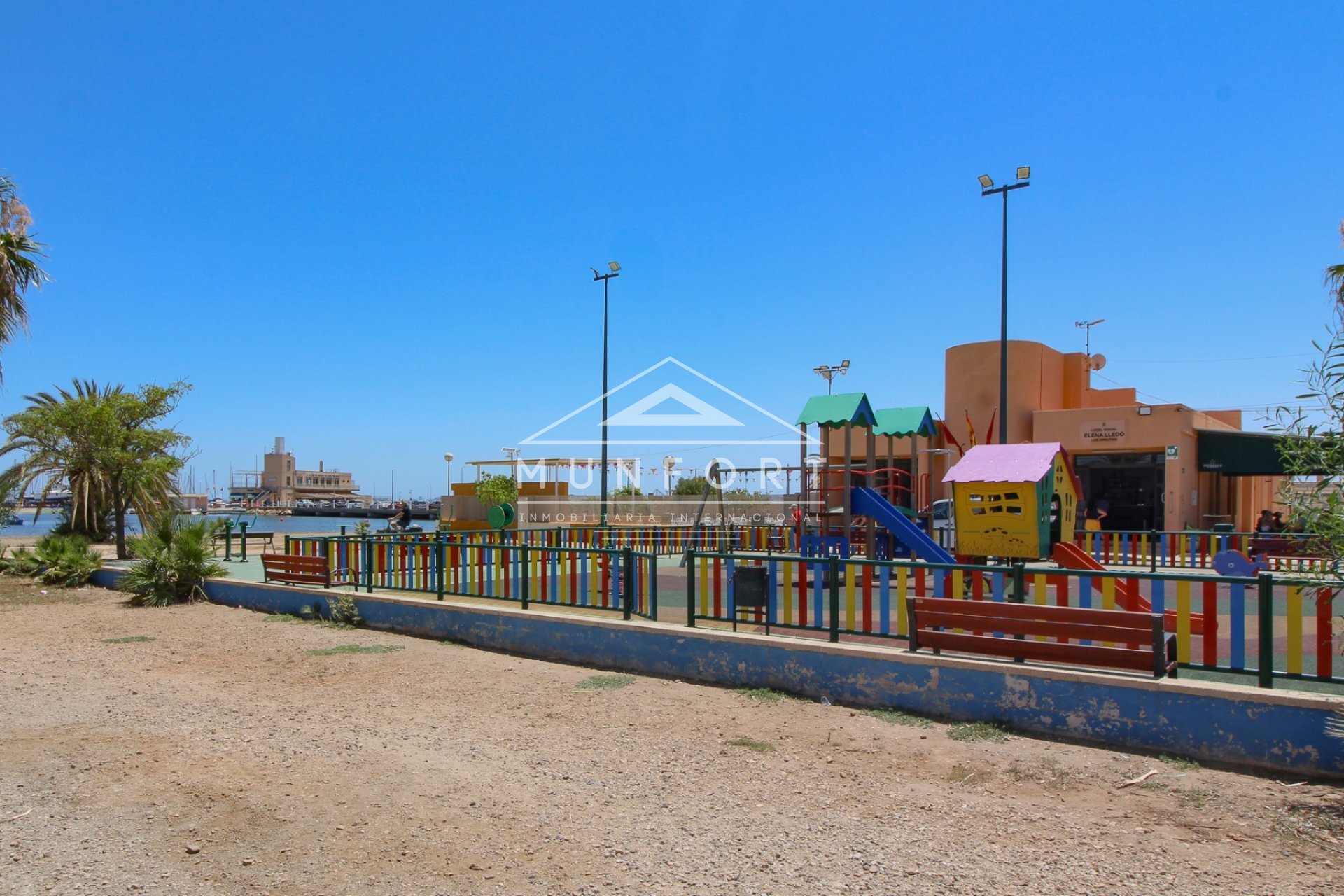 Herverkoop - Bungalows -
Los Urrutias - Estrella de Mar