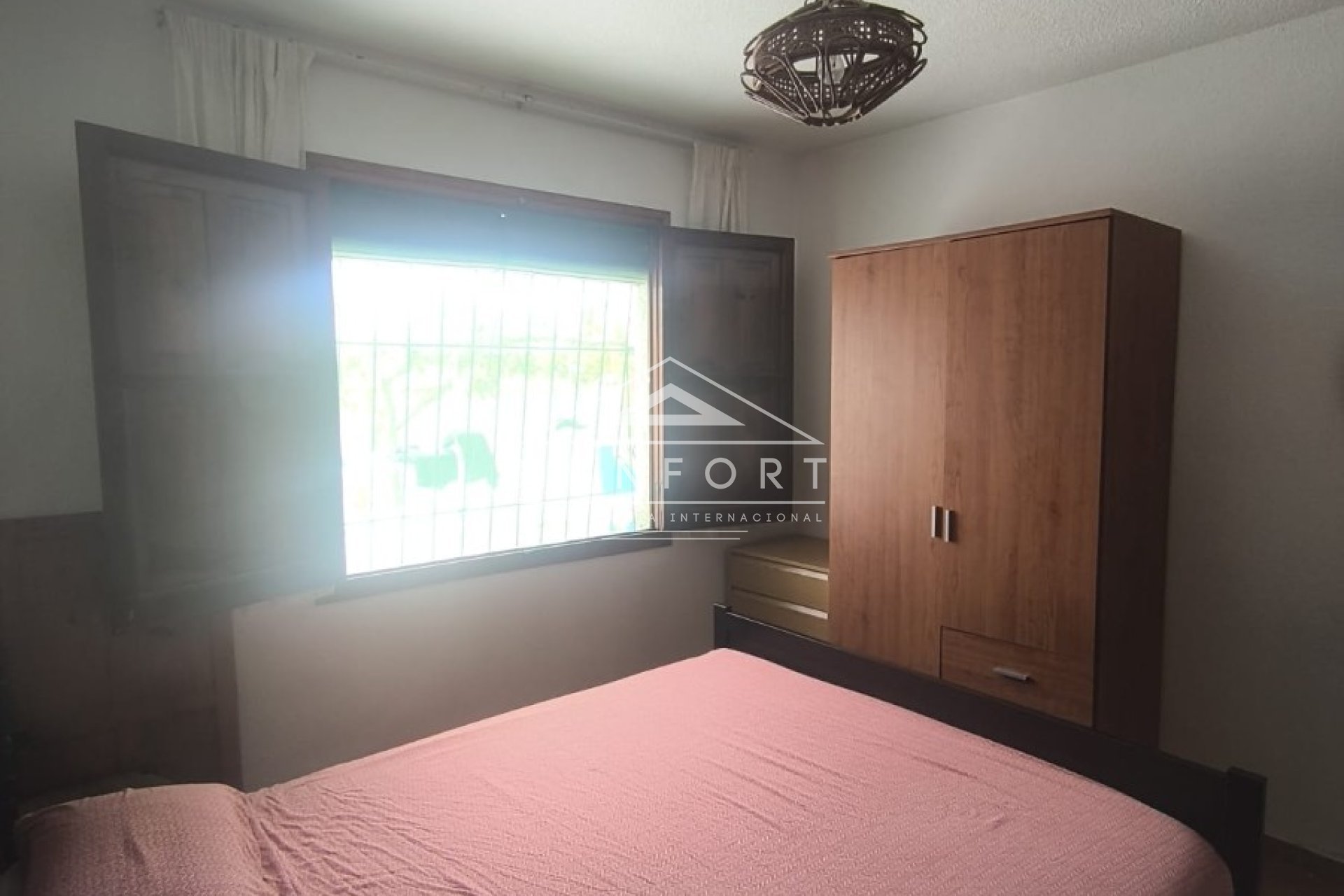 Herverkoop - Bungalows -
Orihuela Costa - La Regia