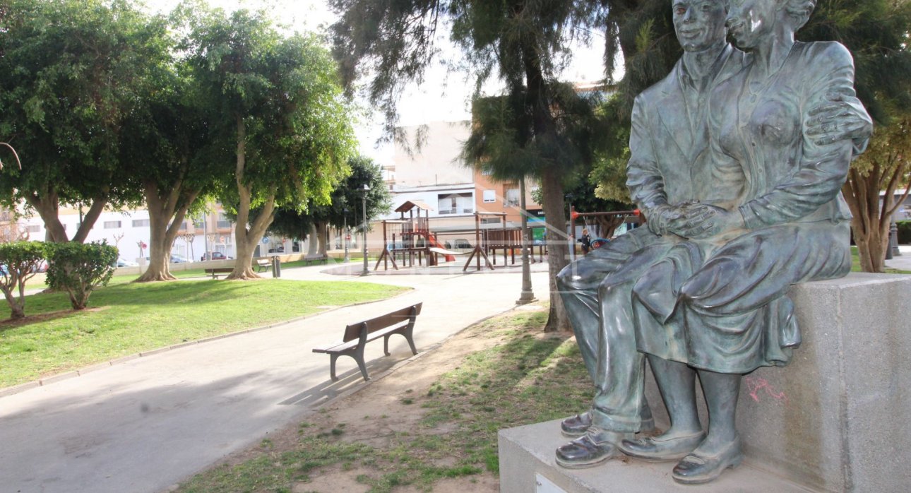 Herverkoop - Bungalows -
Pilar de la Horadada - Torre de la Horadada