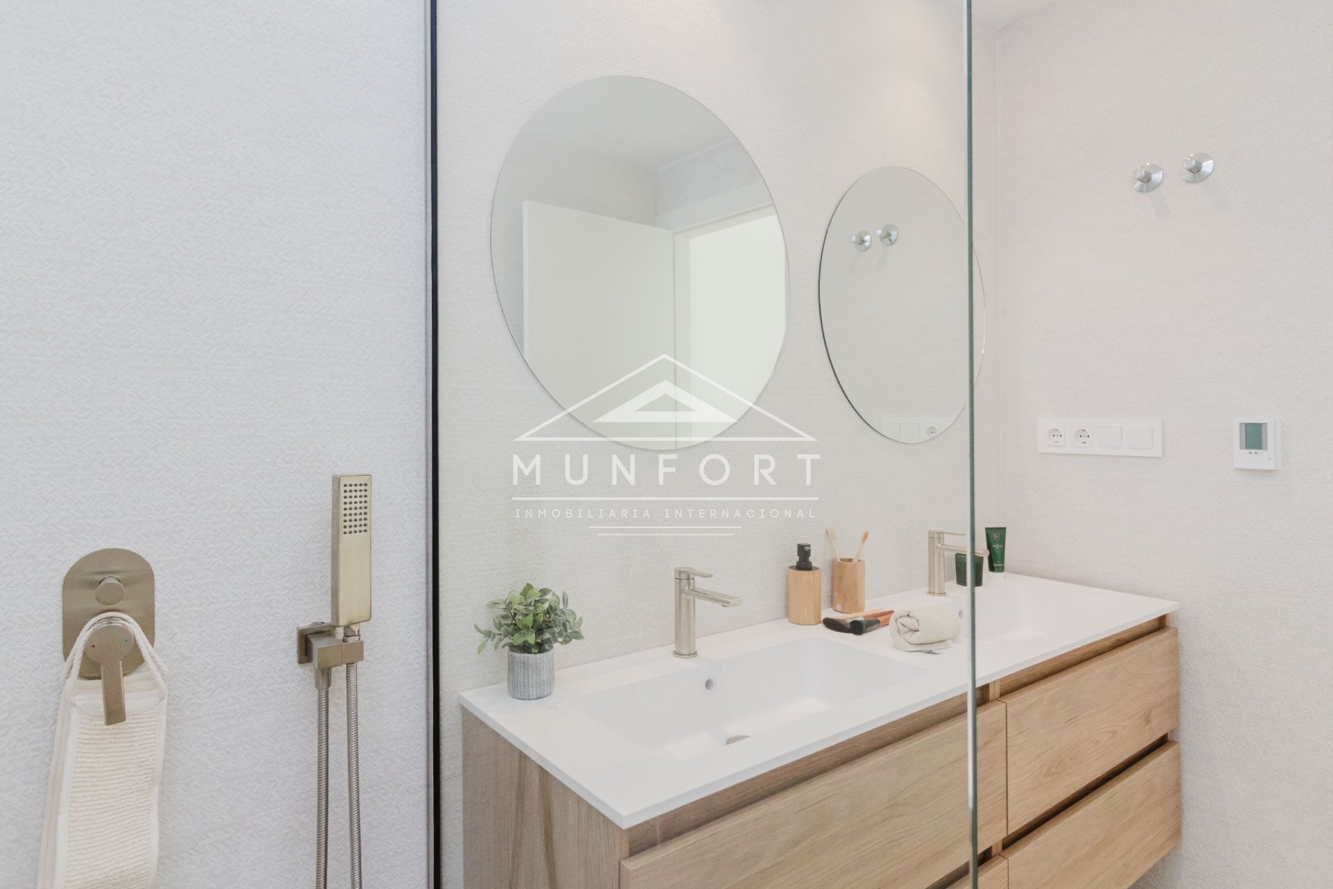 Herverkoop - Bungalows -
Pilar de la Horadada