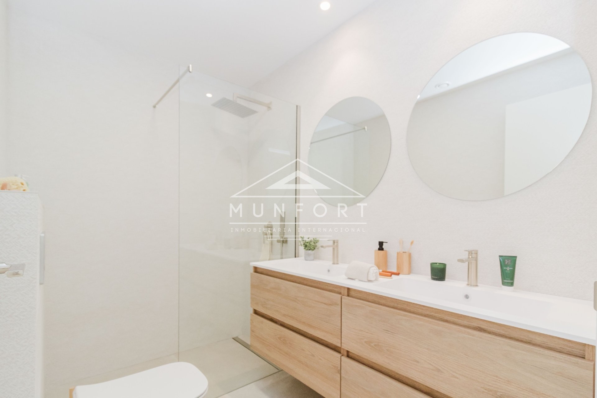 Herverkoop - Bungalows -
Pilar de la Horadada