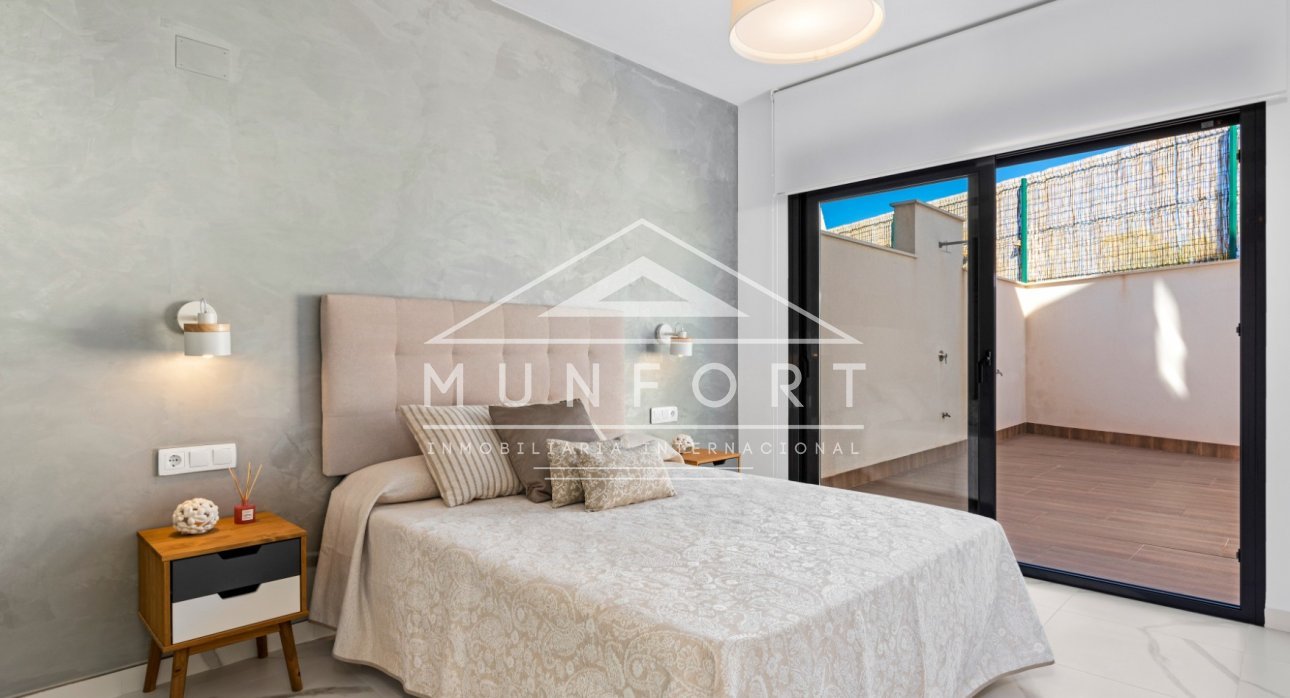 Herverkoop - Bungalows -
San Miguel de Salinas