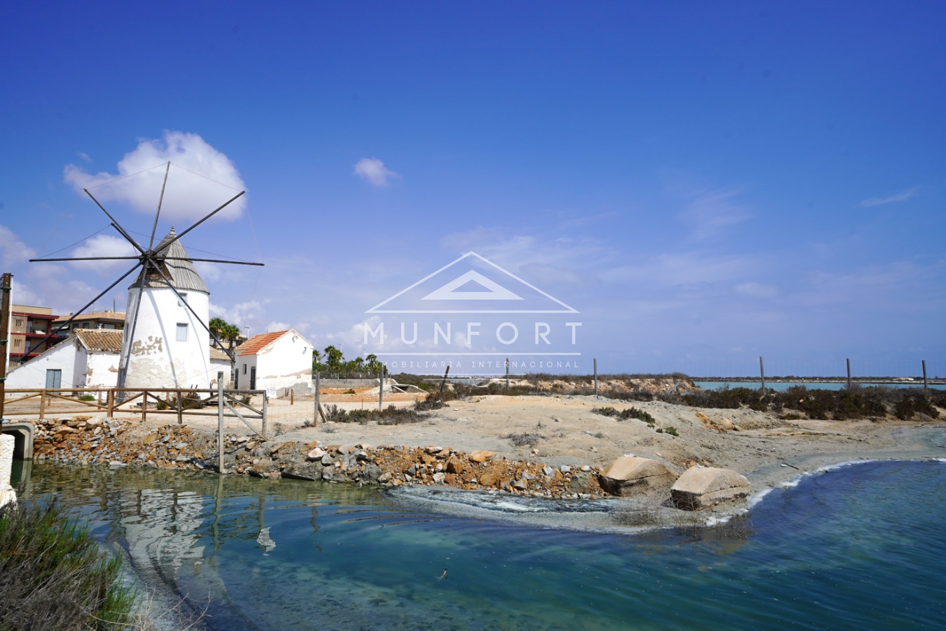 Herverkoop - Bungalows -
San Pedro del Pinatar - Lo Pag&aacute;n