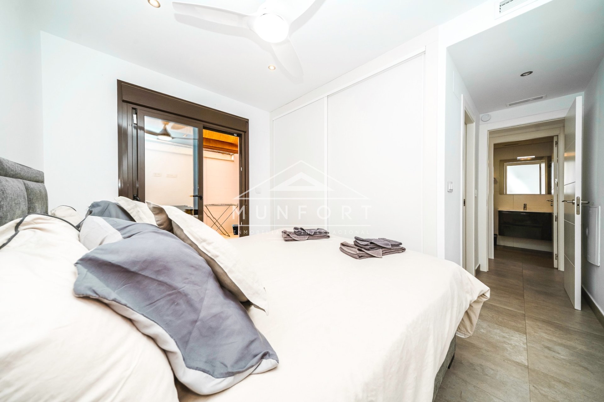 Herverkoop - Bungalows -
San Pedro del Pinatar - Lo Pag&aacute;n