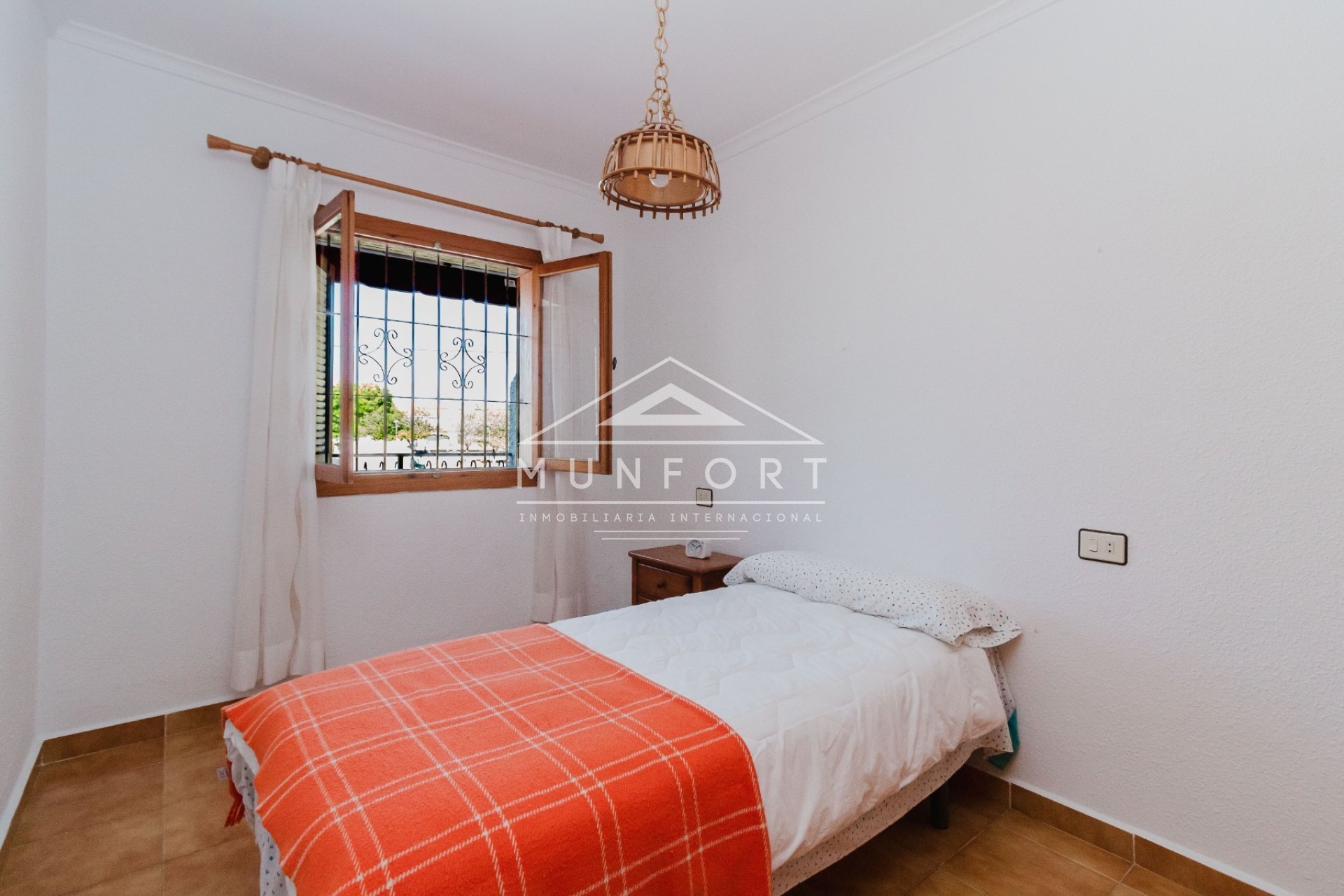Herverkoop - Bungalows -
San Pedro del Pinatar - Lo Pag&aacute;n
