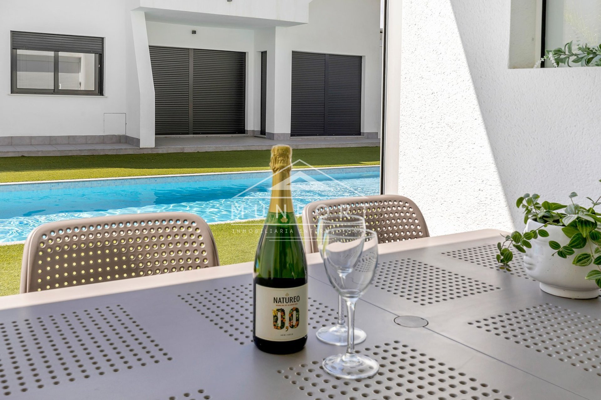 Herverkoop - Bungalows -
San Pedro del Pinatar - Lo Pag&aacute;n