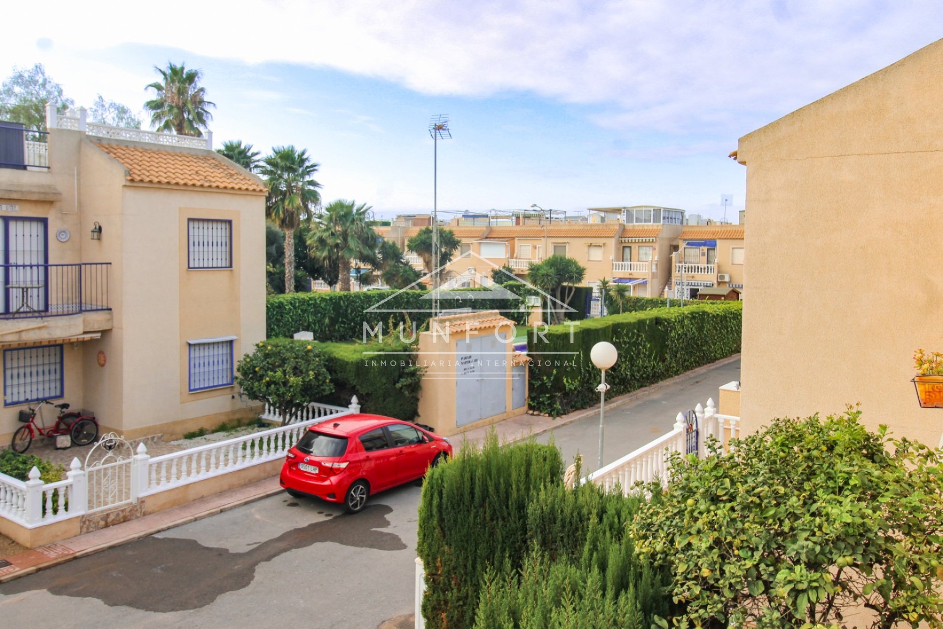 Herverkoop - Bungalows -
Torrevieja - El Chaparral - Torrevieja