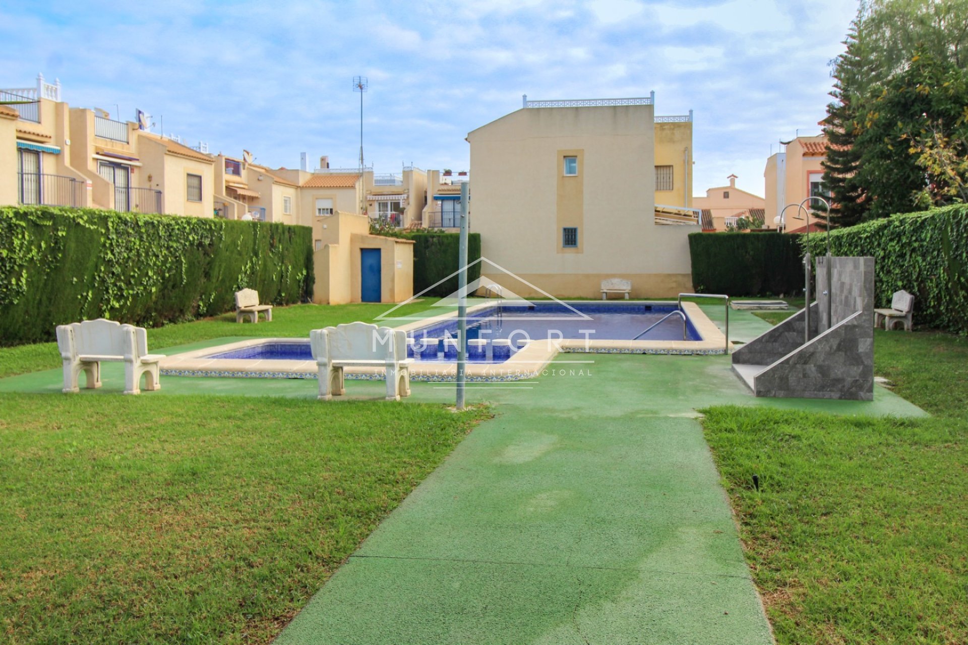 Herverkoop - Bungalows -
Torrevieja - El Chaparral - Torrevieja