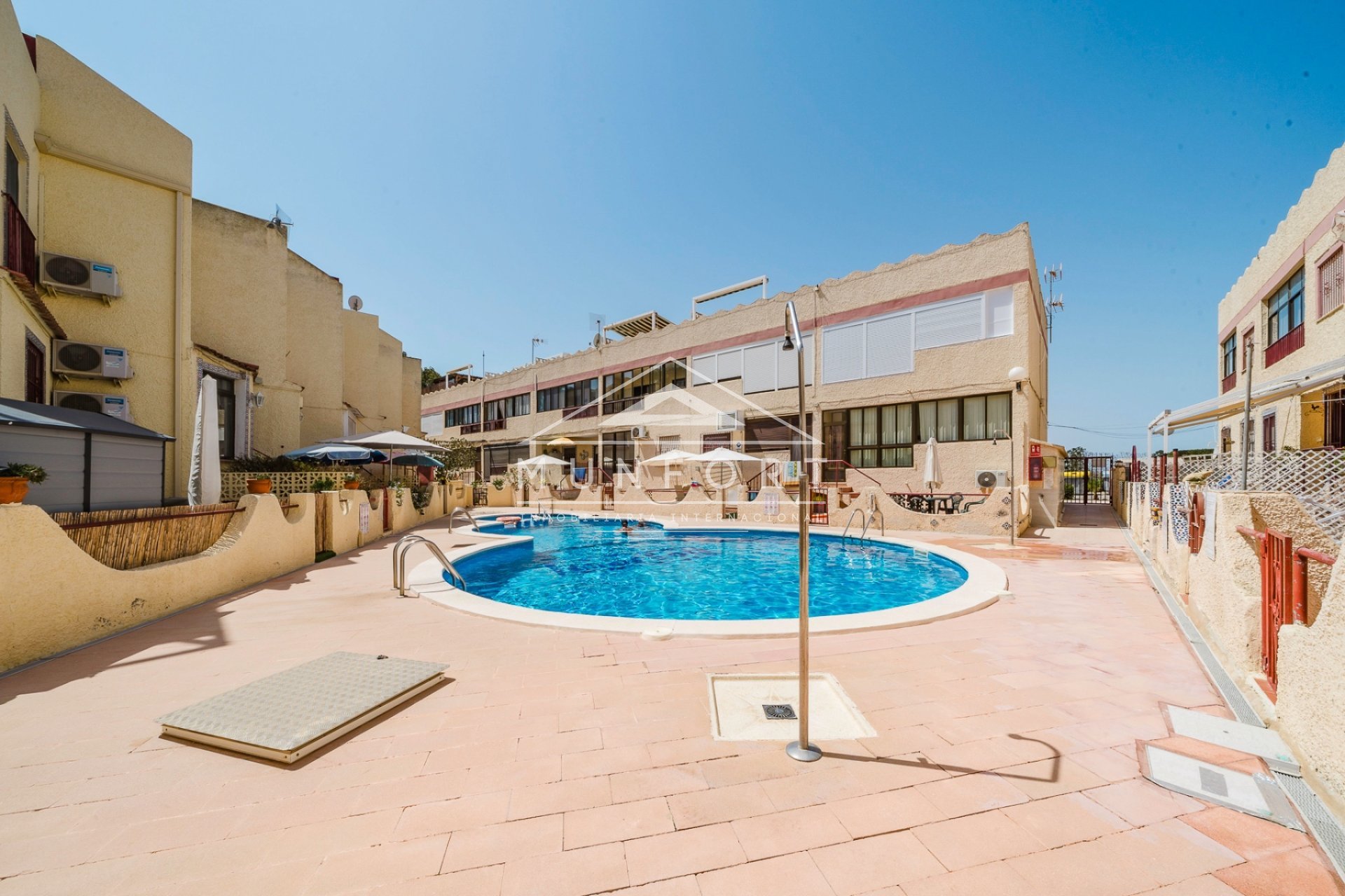 Herverkoop - Bungalows -
Torrevieja - La Mata - Torrevieja