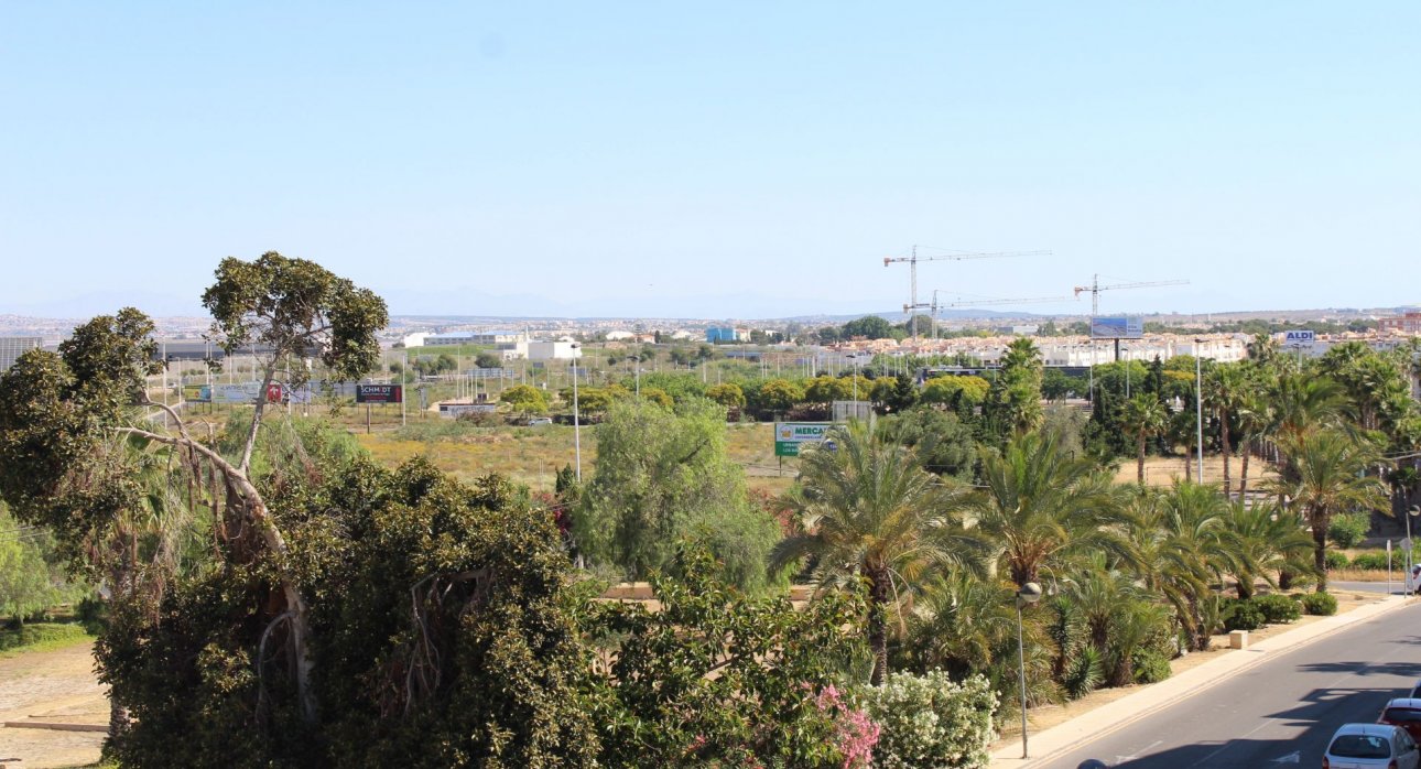 Herverkoop - Bungalows -
Torrevieja - La Veleta - Torrevieja