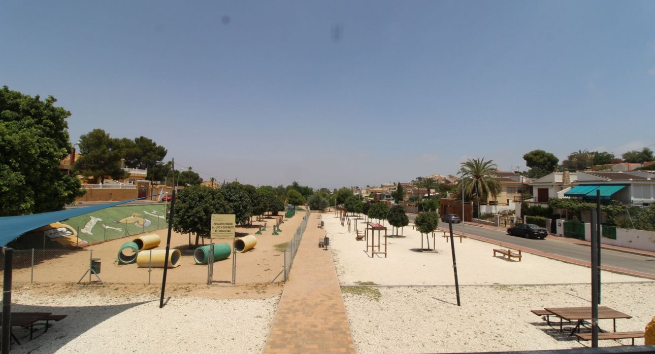 Herverkoop - Bungalows -
Torrevieja - Los Balcones - Torrevieja