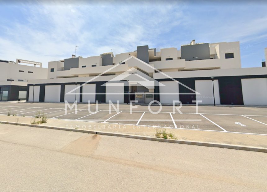 Herverkoop - Commerciële panden -
Guardamar del Segura - El Raso - Guardamar del Segura