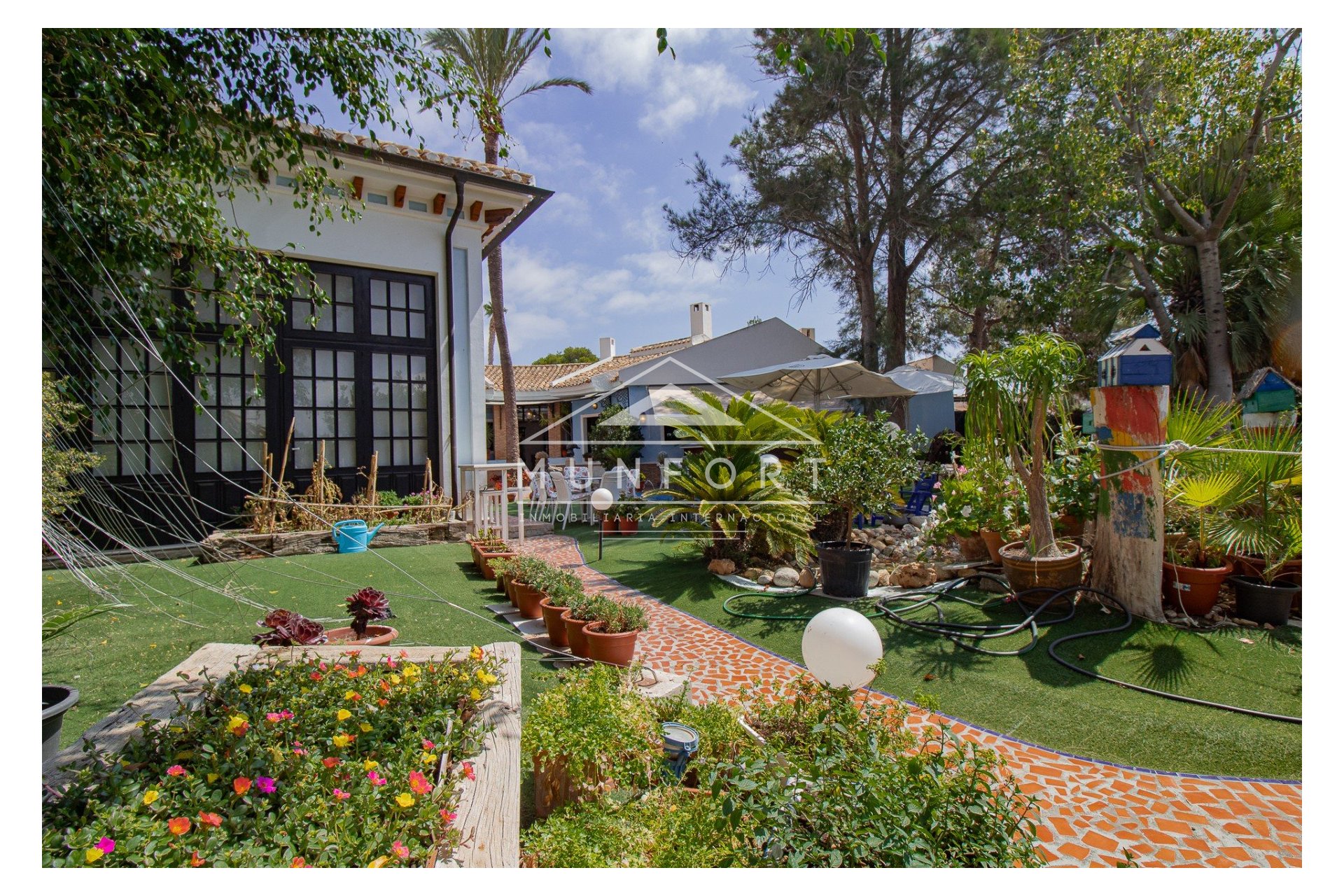 Herverkoop - Commerciële panden -
Orihuela Costa - Dehesa de Campoamor