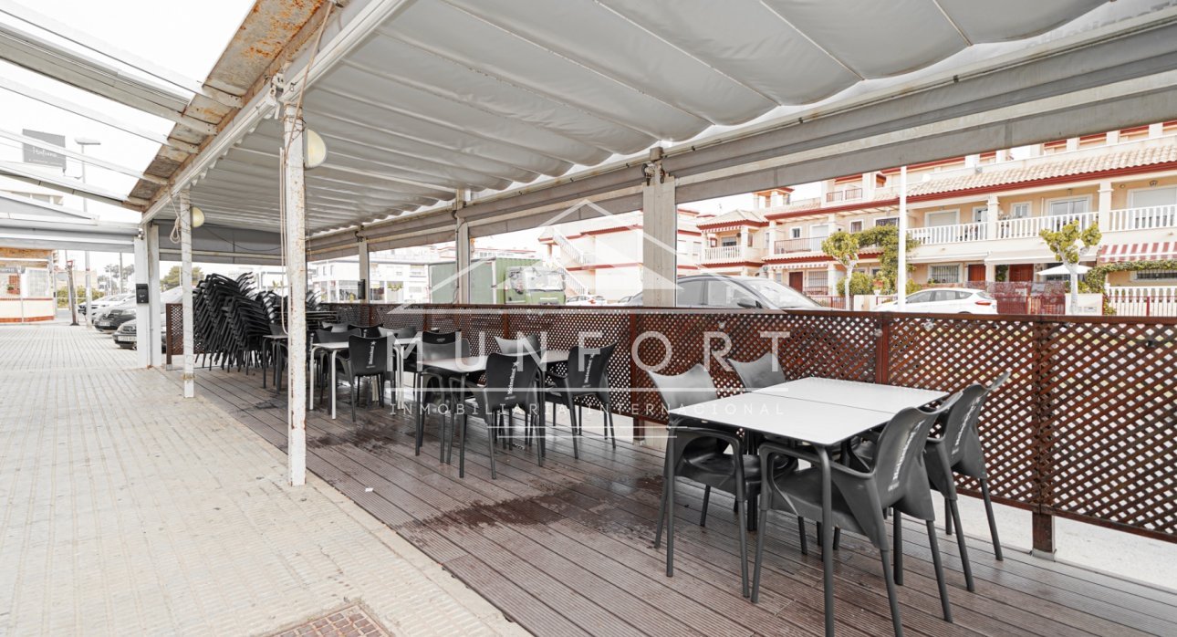 Herverkoop - Commerciële panden -
San Pedro del Pinatar