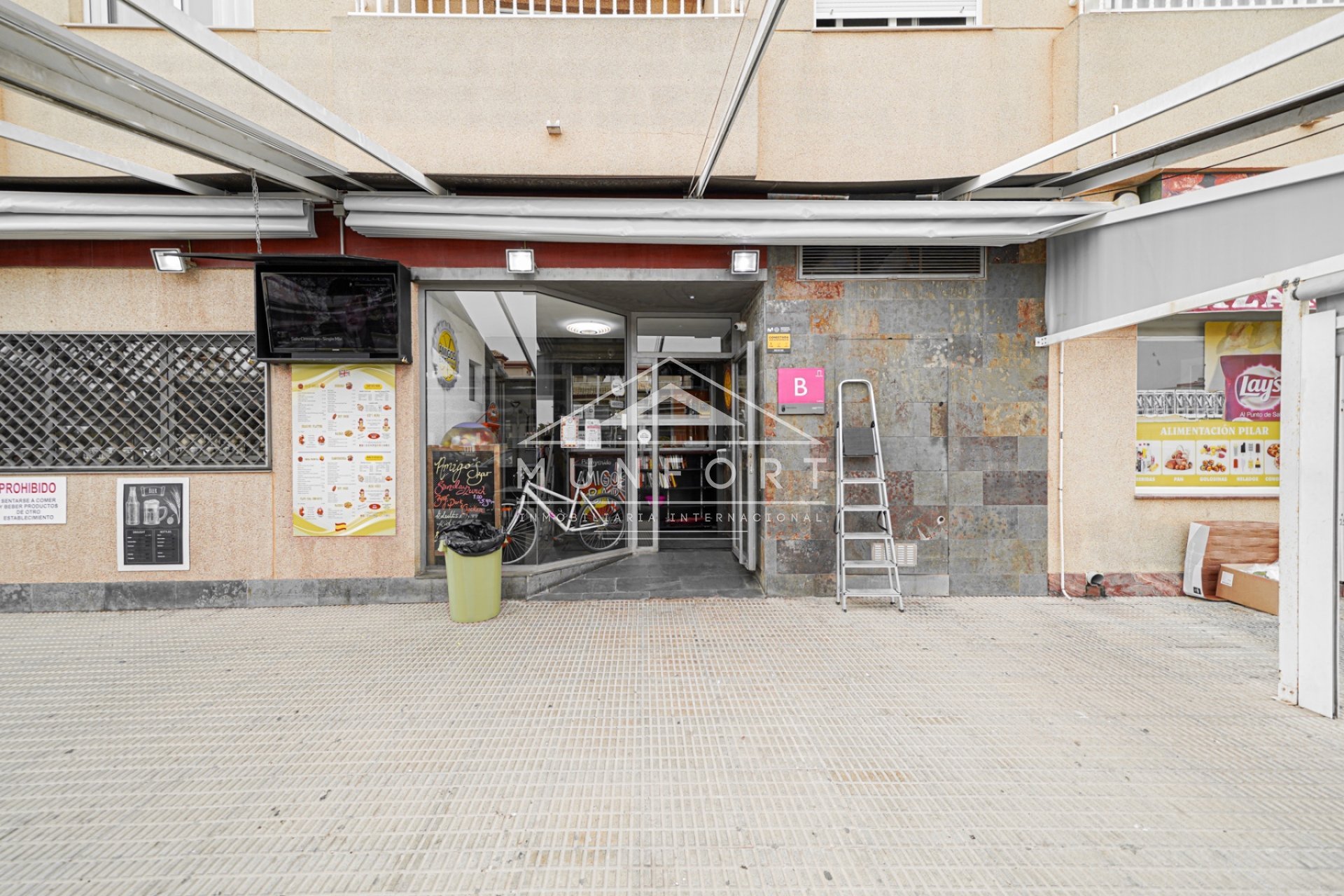 Herverkoop - Commerciële panden -
San Pedro del Pinatar